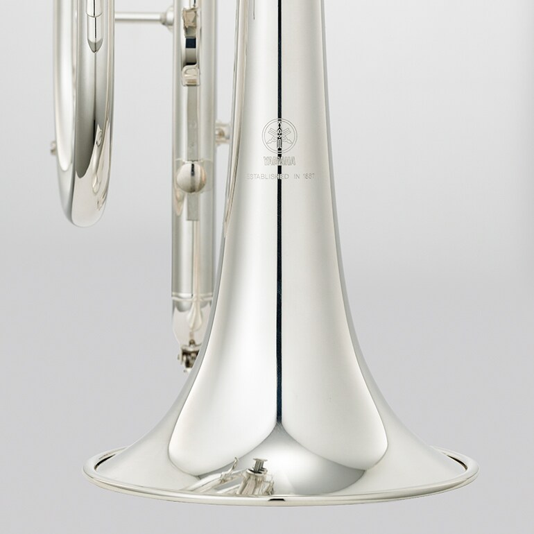 Schallbecher aus gelbem Messing