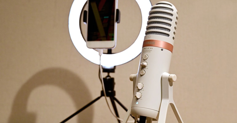 AG01 - Übersicht - AG-Serie - Mischpulte - Produkte - Streaming