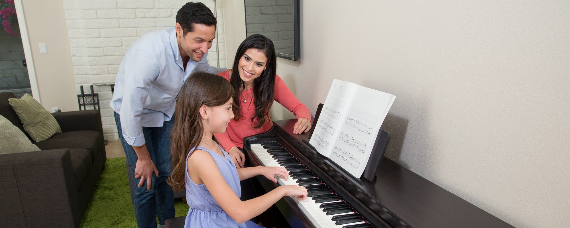 YDP-163 - Übersicht - ARIUS - Pianos - Musikinstrumente - Produkte - Yamaha  - Deutschland